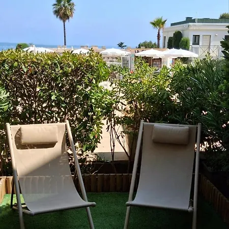 Apartment Sea View & Pool - Walk To - Parking